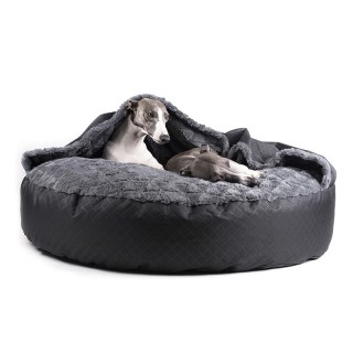 Vrchní obal na Oli Pelech